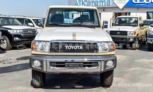 Buy Import Toyota Land Cruiser Beige Car in Import - Dubai in Baa Buy Import Toyota Land Cruiser Beige Car in Import - Dubai in Baa