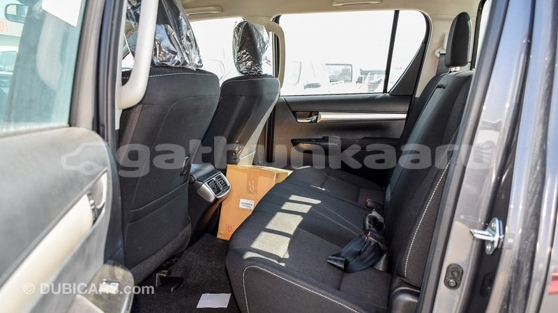Big with watermark toyota hilux baa import dubai 1855