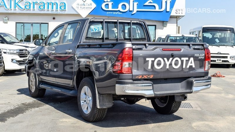 Big with watermark toyota hilux baa import dubai 1855