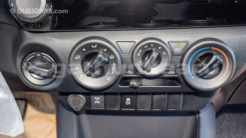 Big with watermark toyota hilux baa import dubai 1857