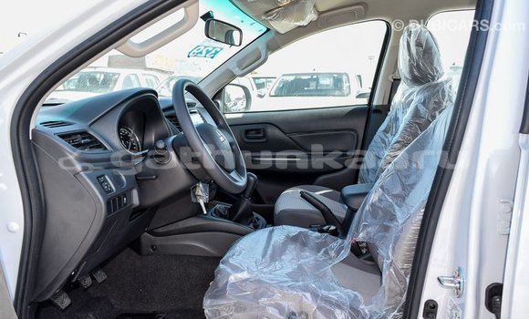 Buy Import Mitsubishi L200 White Car in Import - Dubai in Baa Buy Import Mitsubishi L200 White Car in Import - Dubai in Baa