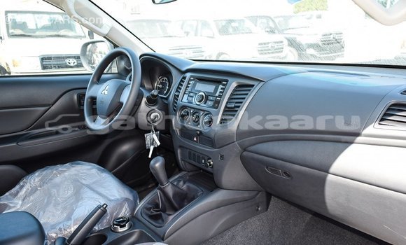 Buy Import Mitsubishi L200 White Car in Import - Dubai in Baa Buy Import Mitsubishi L200 White Car in Import - Dubai in Baa