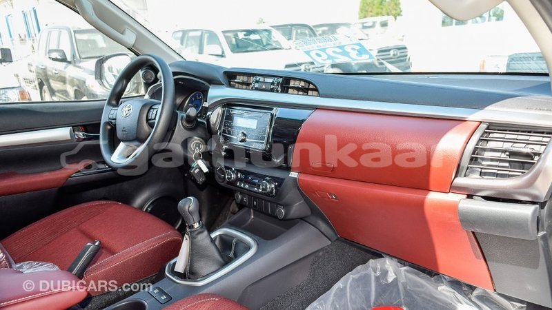 Big with watermark toyota hilux baa import dubai 1860