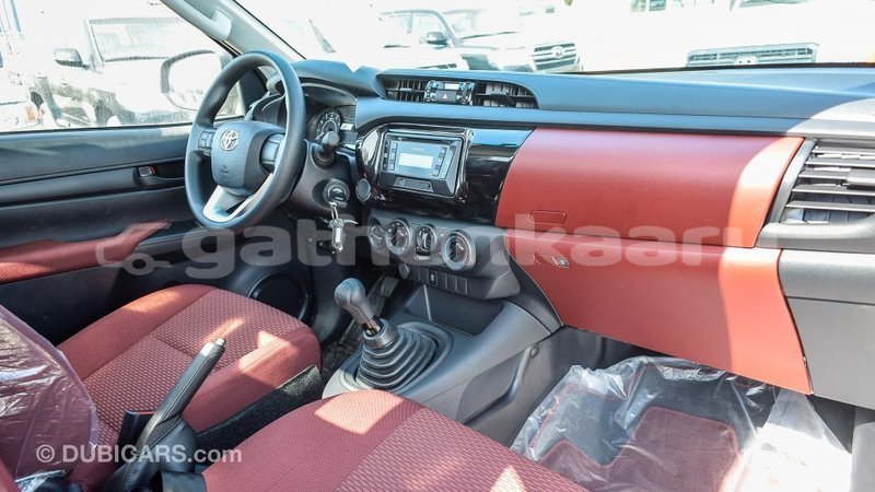 Big with watermark toyota hilux baa import dubai 1861