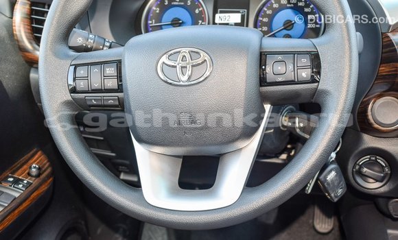 Buy Import Toyota Hilux White Car in Import - Dubai in Baa Buy Import Toyota Hilux White Car in Import - Dubai in Baa