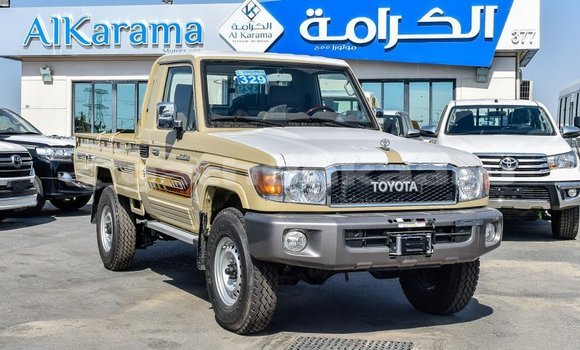 Buy Import Toyota Land Cruiser Beige Car in Import - Dubai in Baa Buy Import Toyota Land Cruiser Beige Car in Import - Dubai in Baa