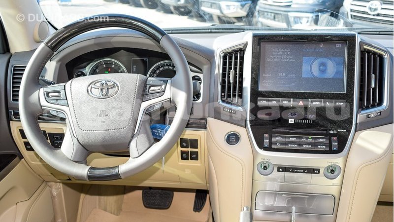 Big with watermark toyota land cruiser baa import dubai 1864