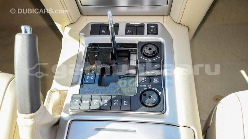 Big with watermark toyota land cruiser baa import dubai 1864