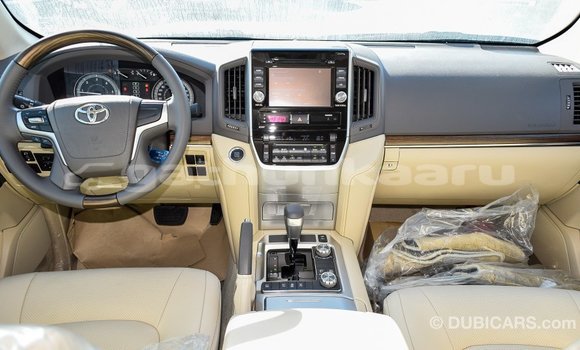 Buy Import Toyota Land Cruiser Black Car in Import - Dubai in Baa Buy Import Toyota Land Cruiser Black Car in Import - Dubai in Baa