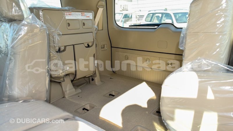 Big with watermark toyota land cruiser baa import dubai 1865