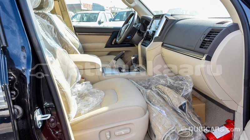 Big with watermark toyota land cruiser baa import dubai 1865