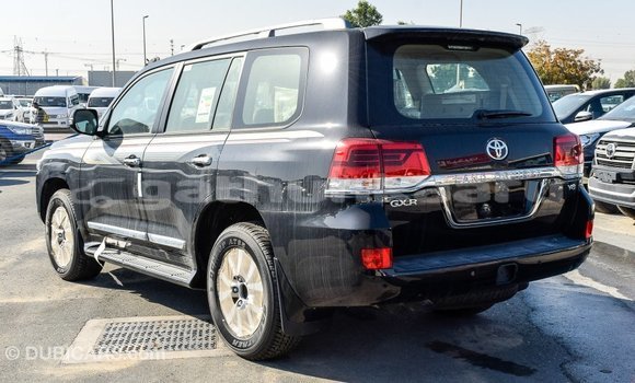 Buy Import Toyota Land Cruiser Black Car in Import - Dubai in Baa Buy Import Toyota Land Cruiser Black Car in Import - Dubai in Baa