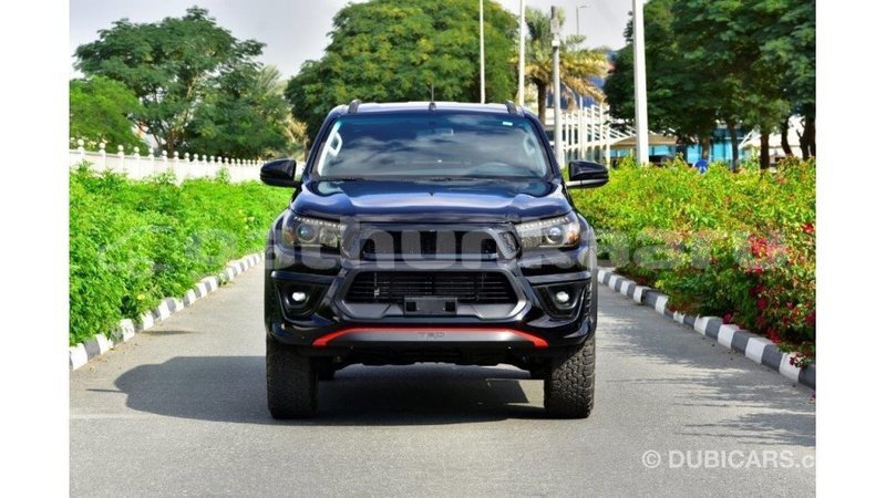 Big with watermark toyota hilux baa import dubai 1868