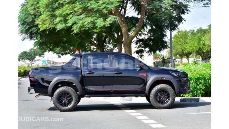 Big with watermark toyota hilux baa import dubai 1868