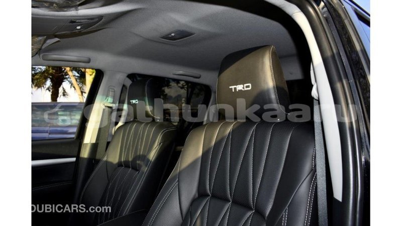 Big with watermark toyota hilux baa import dubai 1868