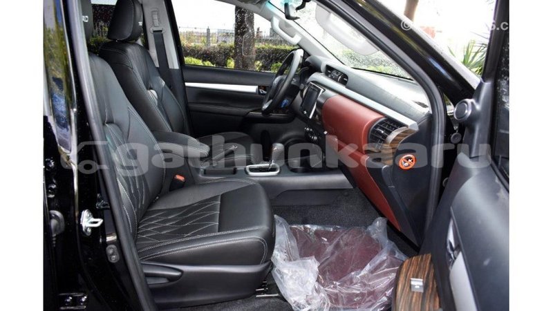 Big with watermark toyota hilux baa import dubai 1868