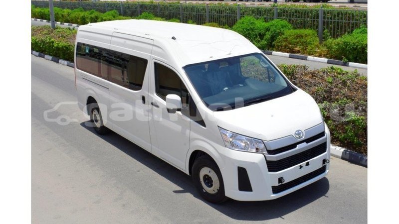 Big with watermark toyota hiace baa import dubai 1870