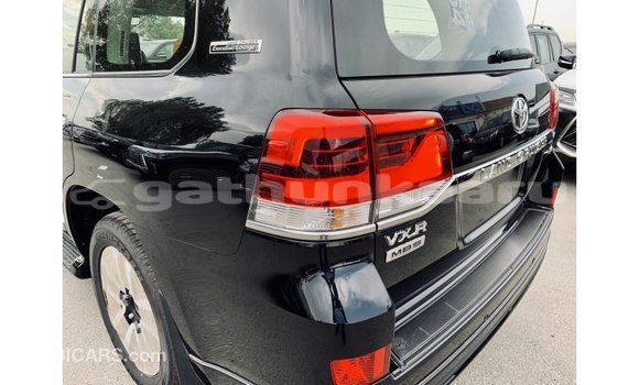 Buy Import Toyota Land Cruiser Black Car in Import - Dubai in Baa Buy Import Toyota Land Cruiser Black Car in Import - Dubai in Baa