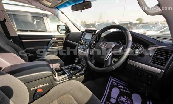 Buy Import Toyota Land Cruiser Black Car in Import - Dubai in Baa Buy Import Toyota Land Cruiser Black Car in Import - Dubai in Baa