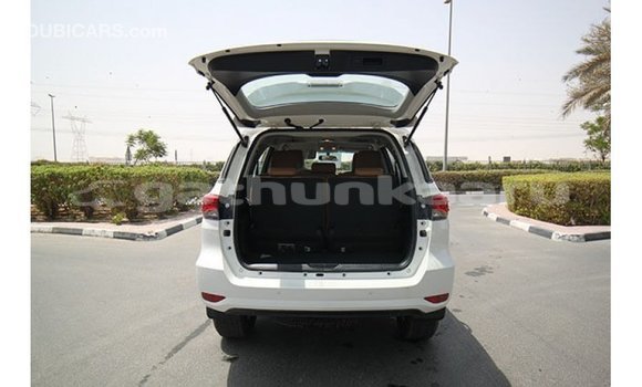 Buy Import Toyota Fortuner White Car in Import - Dubai in Baa Buy Import Toyota Fortuner White Car in Import - Dubai in Baa