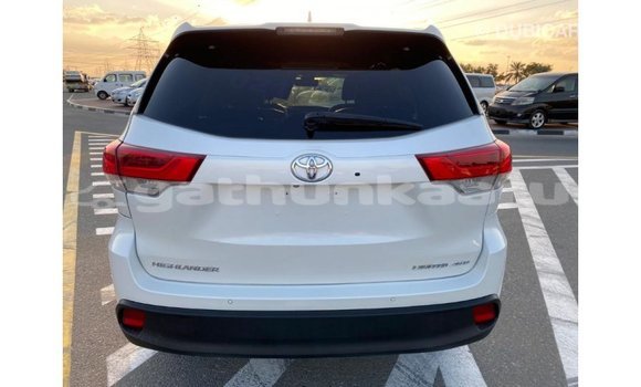 Buy Import Toyota Highlander White Car in Import - Dubai in Baa Buy Import Toyota Highlander White Car in Import - Dubai in Baa