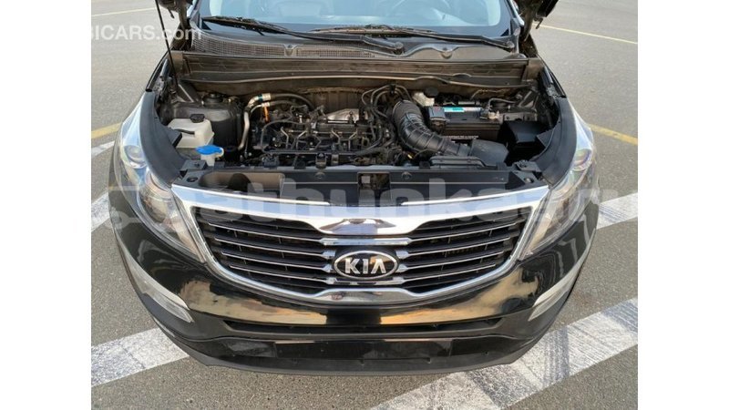 Big with watermark kia sportage baa import dubai 1881