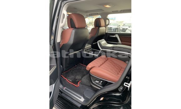 Buy Import Toyota Land Cruiser Black Car in Import - Dubai in Baa Buy Import Toyota Land Cruiser Black Car in Import - Dubai in Baa
