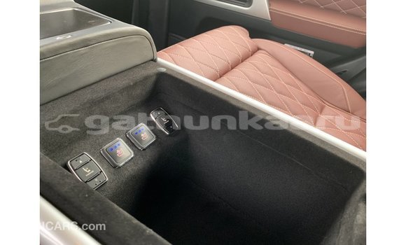 Buy Import Toyota Land Cruiser Black Car in Import - Dubai in Baa Buy Import Toyota Land Cruiser Black Car in Import - Dubai in Baa