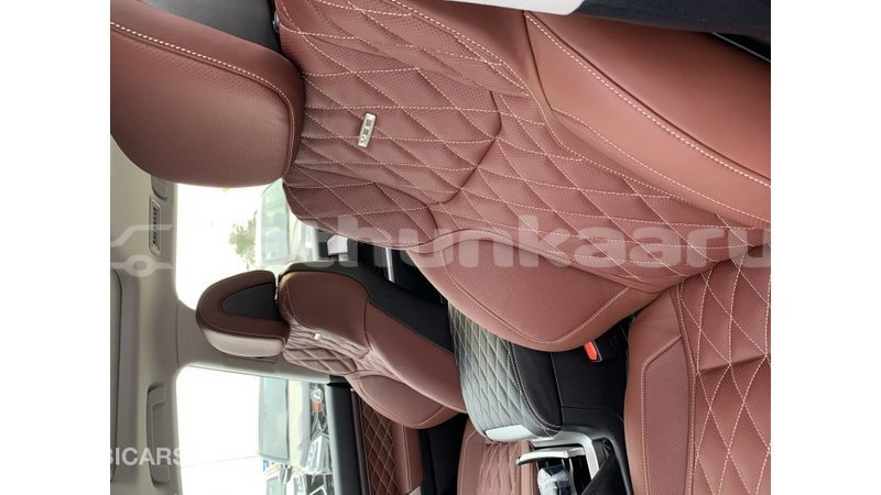 Big with watermark toyota land cruiser baa import dubai 1882