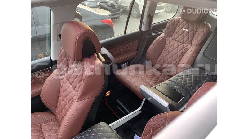 Big with watermark toyota land cruiser baa import dubai 1882