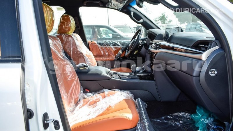 Big with watermark lexus lx baa import dubai 1886