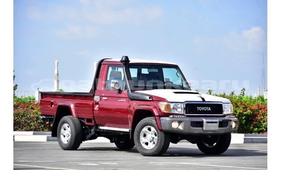 Buy Import Toyota Land Cruiser Red Car in Import - Dubai in Baa Buy Import Toyota Land Cruiser Red Car in Import - Dubai in Baa