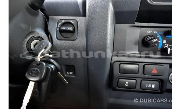 Buy Import Toyota Land Cruiser Red Car in Import - Dubai in Baa Buy Import Toyota Land Cruiser Red Car in Import - Dubai in Baa