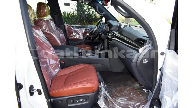 Big with watermark lexus lx baa import dubai 1889
