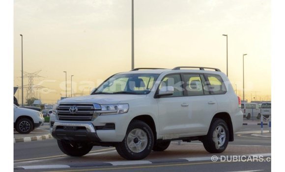 Buy Import Toyota Land Cruiser White Car in Import - Dubai in Baa Buy Import Toyota Land Cruiser White Car in Import - Dubai in Baa