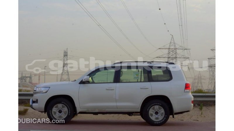 Big with watermark toyota land cruiser baa import dubai 1902