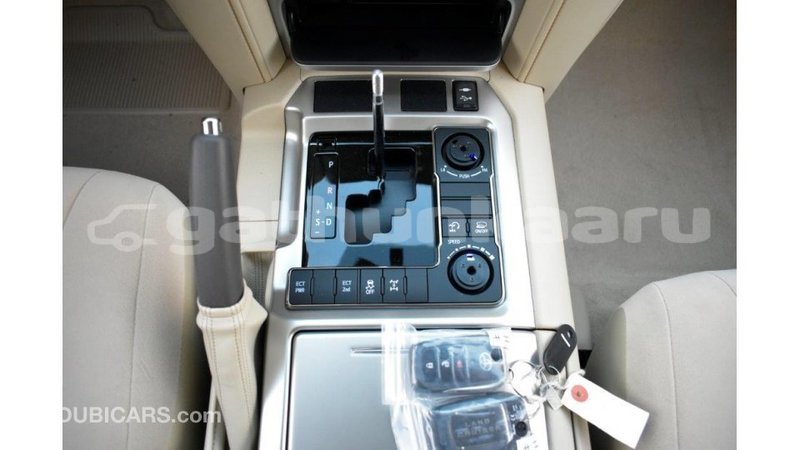 Big with watermark toyota land cruiser baa import dubai 1902