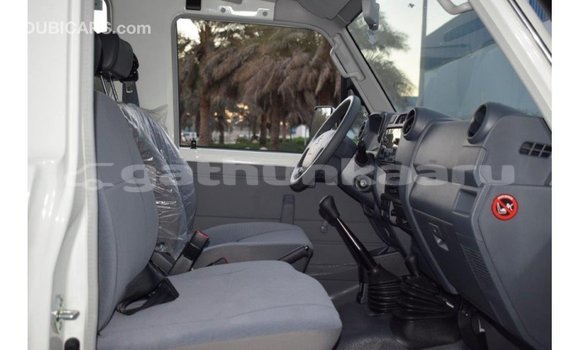 Buy Import Toyota Land Cruiser White Car in Import - Dubai in Baa Buy Import Toyota Land Cruiser White Car in Import - Dubai in Baa