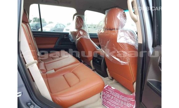 Buy Import Toyota Land Cruiser Other Car in Import - Dubai in Baa Buy Import Toyota Land Cruiser Other Car in Import - Dubai in Baa