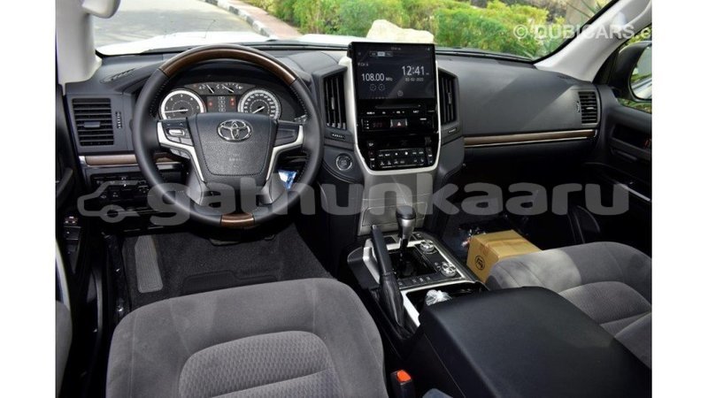 Big with watermark toyota land cruiser baa import dubai 1911