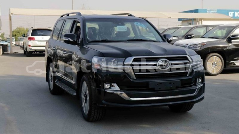 Big with watermark toyota land cruiser baa import dubai 1912