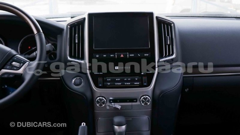 Big with watermark toyota land cruiser baa import dubai 1912