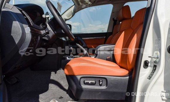 Buy Import Toyota Land Cruiser White Car in Import - Dubai in Baa Buy Import Toyota Land Cruiser White Car in Import - Dubai in Baa