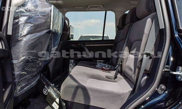 Buy Import Toyota Land Cruiser Black Car in Import - Dubai in Baa Buy Import Toyota Land Cruiser Black Car in Import - Dubai in Baa