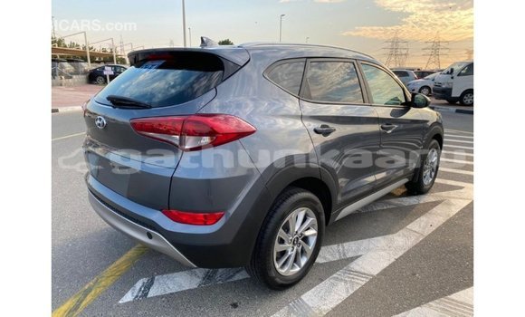 Buy Import Hyundai Tucson White Car in Import - Dubai in Baa Buy Import Hyundai Tucson White Car in Import - Dubai in Baa