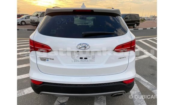 Buy Import Hyundai Santa Fe White Car in Import - Dubai in Baa Buy Import Hyundai Santa Fe White Car in Import - Dubai in Baa