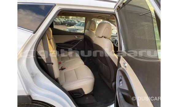 Buy Import Hyundai Santa Fe White Car in Import - Dubai in Baa Buy Import Hyundai Santa Fe White Car in Import - Dubai in Baa