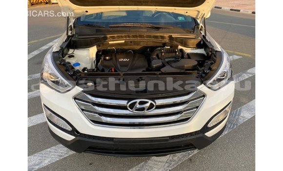 Buy Import Hyundai Santa Fe White Car in Import - Dubai in Baa Buy Import Hyundai Santa Fe White Car in Import - Dubai in Baa