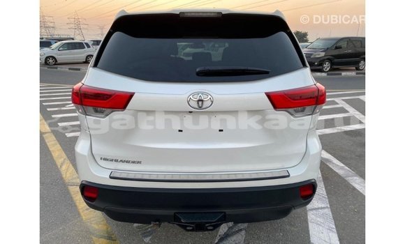 Buy Import Toyota Highlander White Car in Import - Dubai in Baa Buy Import Toyota Highlander White Car in Import - Dubai in Baa