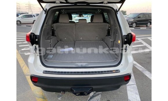 Buy Import Toyota Highlander White Car in Import - Dubai in Baa Buy Import Toyota Highlander White Car in Import - Dubai in Baa